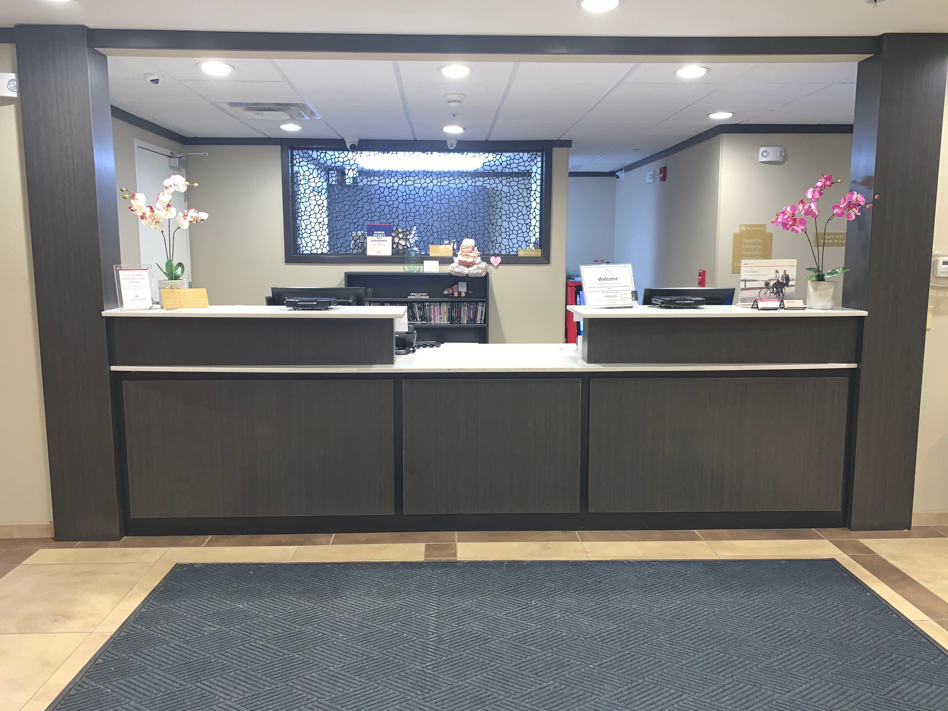 Candlewood Suites Belle Vernon By Ihg Экстерьер фото